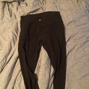 16 tall Lululemon black align legging